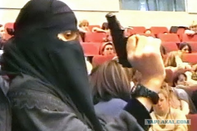 Депутат-дагестанец Бийсултан Хамзаев возмутился предложением Бастрыкина запретить никаб