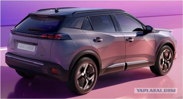 АвтоВАЗ показал сразу две новинки — кроссоверы Lada B+ Cross и Lada T-134