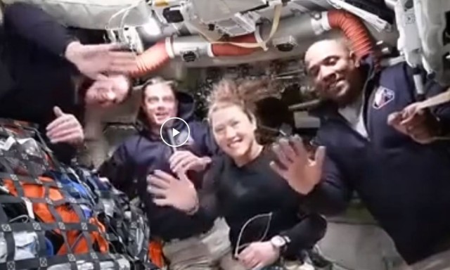 Корабль Orion с экипажем Artemis 2 вышел на траекторию полёта к Луне.