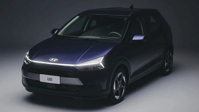 Hyundai представил хэтчбек i20 нового поколения (преемник модели Hyundai Getz). Цена новинки от 1,5 до 2,0 млн рублей