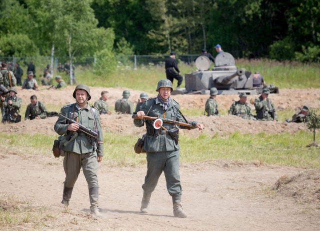 От поражения до победы. 1941-1944 реконструкция.
