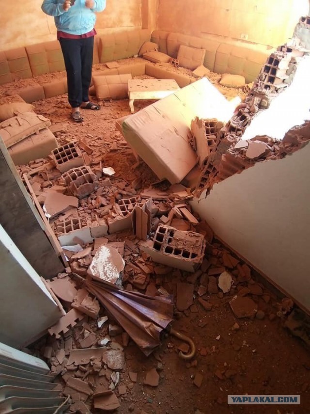 Войска Хафтара нанесли мощный удар по аэропорту Митига в Триполи.