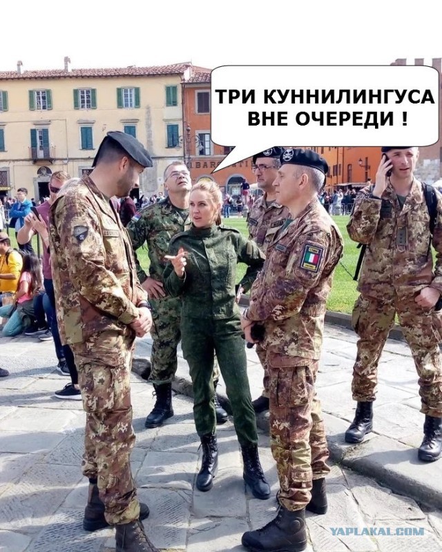 Девушка в медалях на параде Победы в Беларуси. Рассказываем, кто она такая