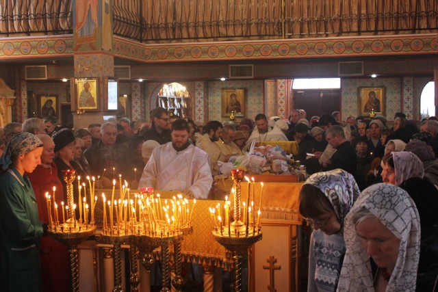 В Тульской области цыганва обнесла погост после православного праздника