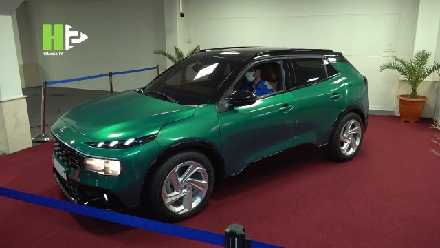 Ведущий автопроизводитель Ирана Iran Khodro начнет поставлять автомобили в Россию