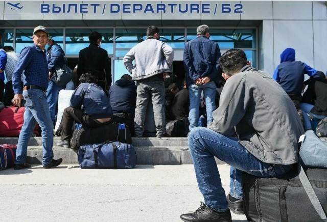 Полиции разрешат депортировать нелегалов