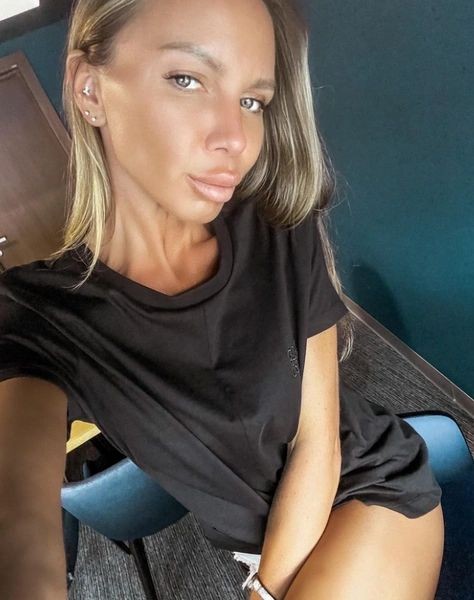 Гражданская жена Аршавина подала на него в суд о взыскании алиментов на дочь, чтобы перераспределить алименты на 6-ых детей