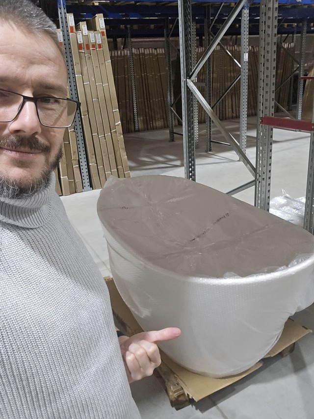 Ванна из гранита