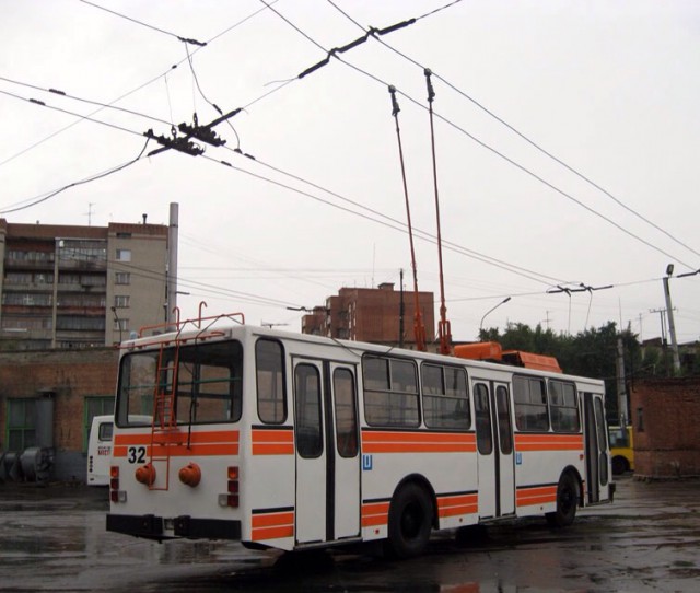 Игра на ЯПе: Угадай АВТО-9