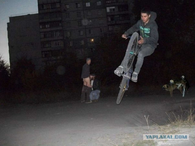 Снимки с "сюрпризом"