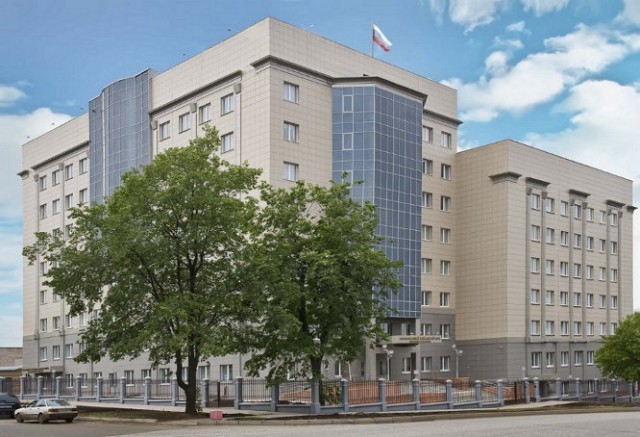 Как думаете, что в здании находится?