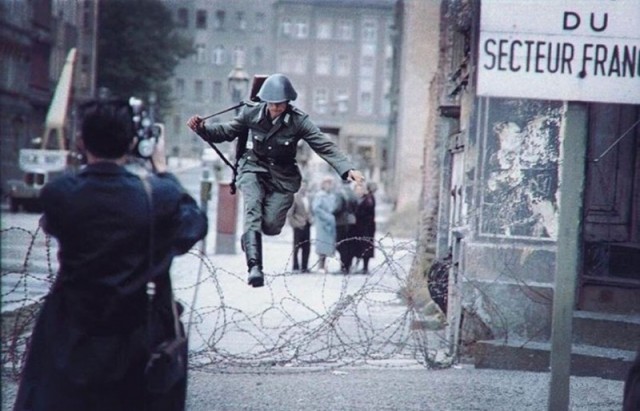 Четыре фотографии, ставшие скульптурами