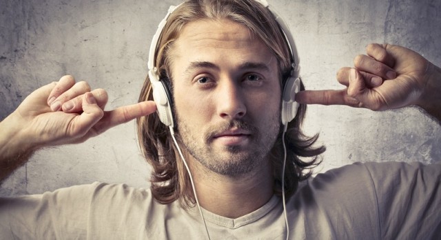 Россия — для русских, лавки — для тронутых