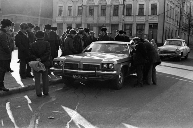 Кому в СССР удавалось ездить на иномарке