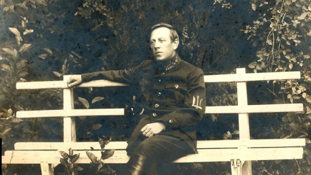 Две бабки на ниве прикол. 15580625. Две бабки на ниве прикол фото. Две бабки на ниве прикол-15580625. картинка Две бабки на ниве прикол. картинка 15580625. Шварцбурда судили, но французские присяжные полностью оправдали его, узнав о зверствах, которые творили подчинённые Петлюры с его молчаливого согласия. По словам историков, сейчас украинские политики пытаются морально реабилитировать Симона Петлюру, объявляя Шварцбурда «большевистским агентом», но эти утверждения не имеют под собой реальных оснований.