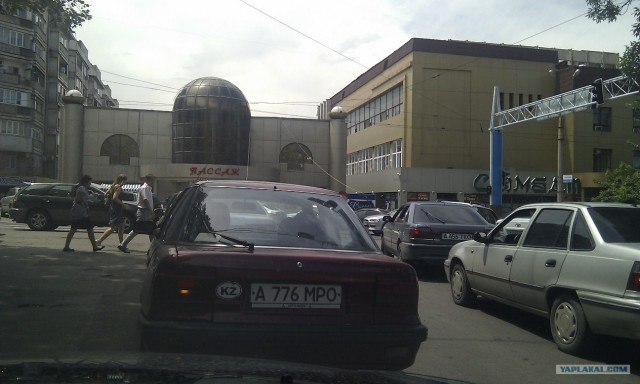 Алматы 2011: город контрастов