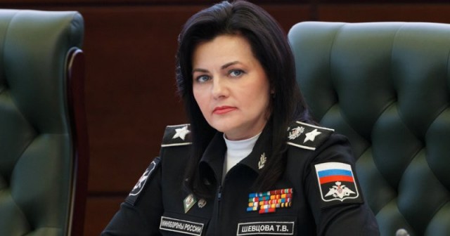 Минобороны РФ предложило повысить зарплаты топ-менеджеров