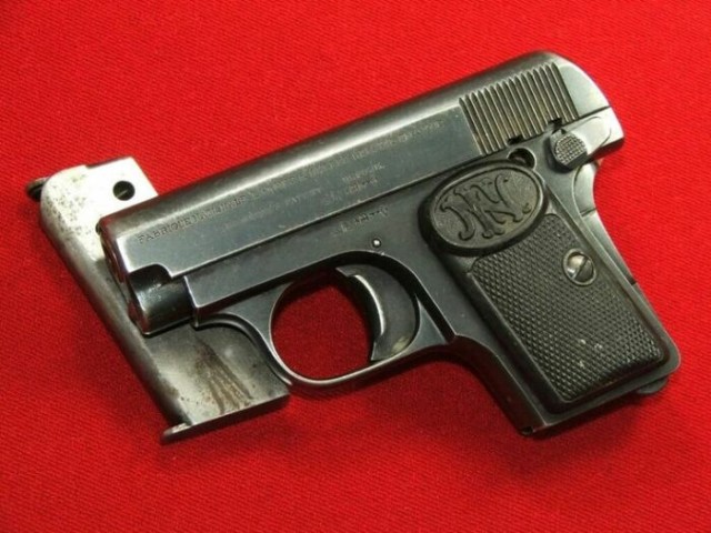 Browning M1906: любимое оружие прекрасных дам и одесских налетчиков