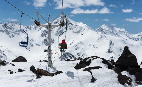 Два человека погибли при аварии на канатной дороге на Эльбрусе