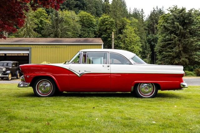 Impala и Crown Victoria. Самые первые
