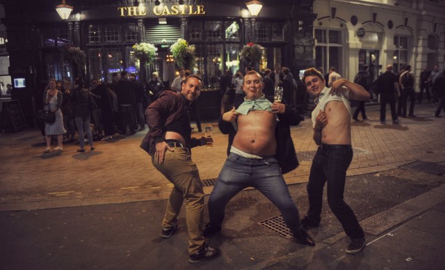 Стыдно, Товарищи!