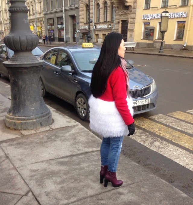 Модные персонажи на питерских улицах