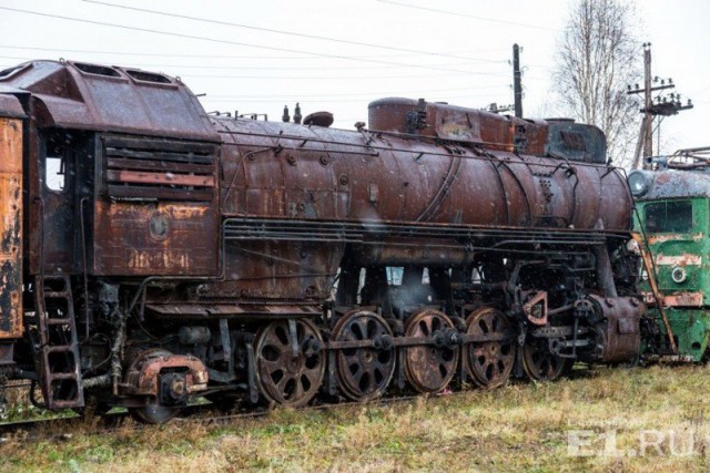 Фоторепортаж с секретной базы на Урале, где хранятся старинные поезда