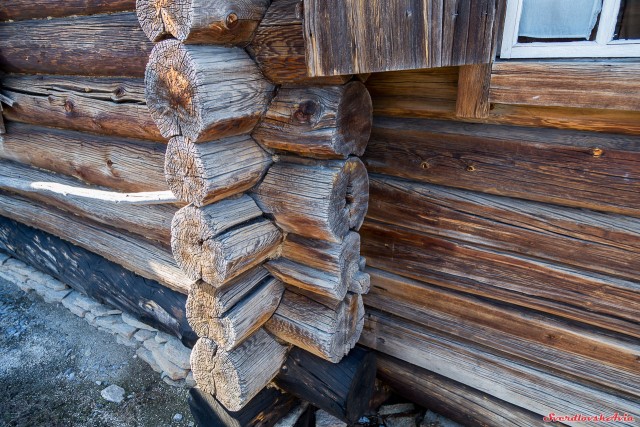 Особенности уральского домостроения и быта