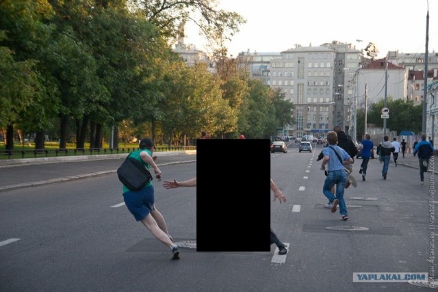 Школьники и полицай