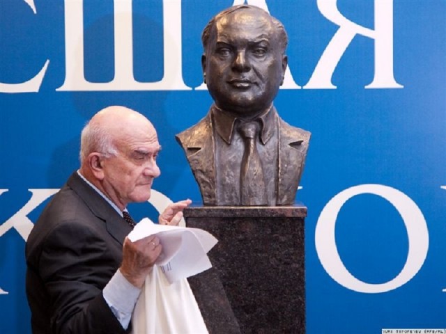 Команда «Высшей школы экономики» выиграла чемпионат мира по программированию среди студенческих команд