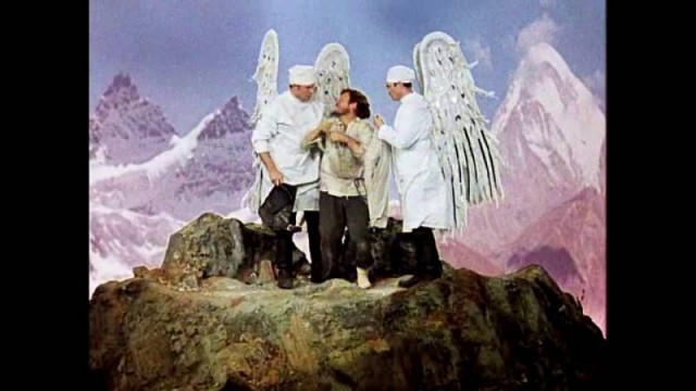 "Лестница в небо" в китайских горах Данься, один из самых экстремальных маршрутов в мире.