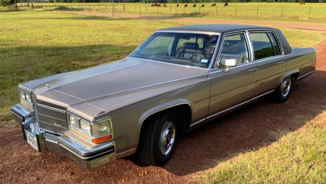 Cadillac Brougham 1984