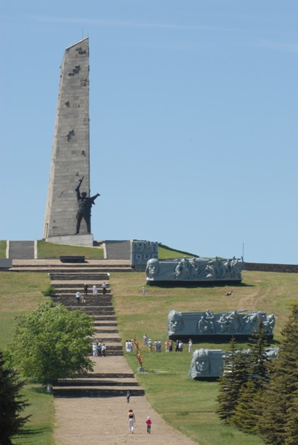 Укровойска под Саур-Могилой - в глубоком окружении