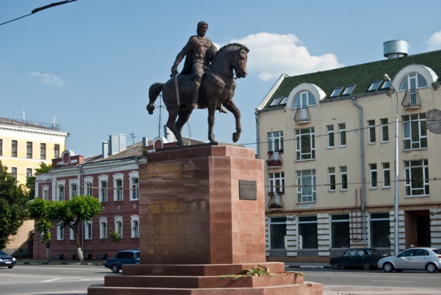 Интересные памятники вашего города
