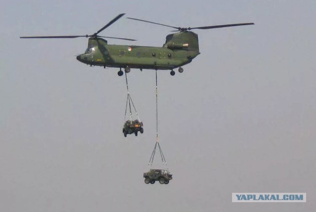 Центральный музей Военно-воздушных сил РФ: самый большой вертолет в мире В-12.