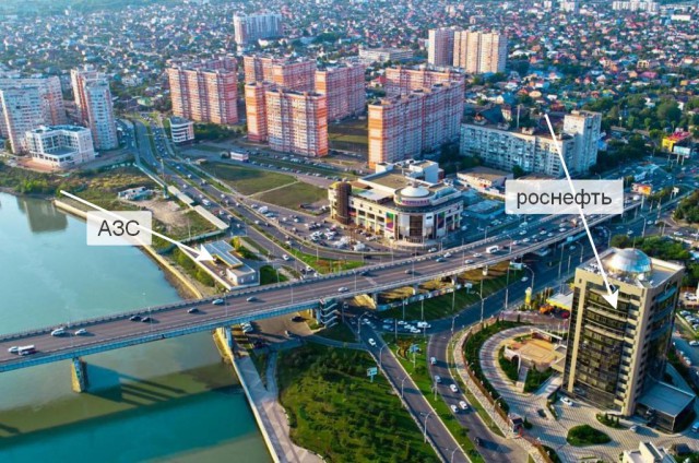 Так близко к воде разве можно строить?