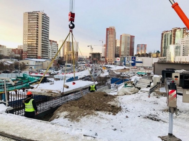 Строительства мостов через Шексну в Череповце и через Обь в Новосибирске