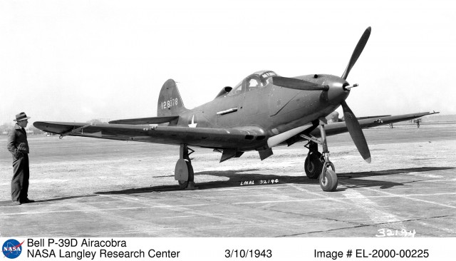 Р-39 Аэрокбра. Американская любимица сталинских соколов. История создания и основные модификации.