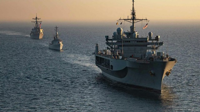 США вывели свои корабли из Чёрного моря