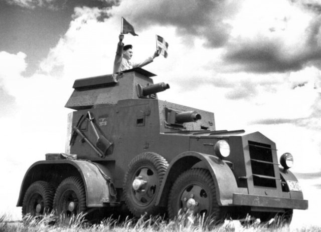 Игра на ЯПе: Угадай АВТО-8