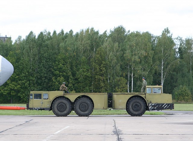 Игра на ЯПе: Угадай АВТО-9