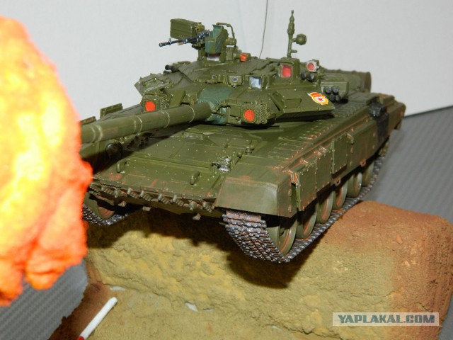 Т-90А. Моя первая диорама. Отдаю на суд ЯПа!