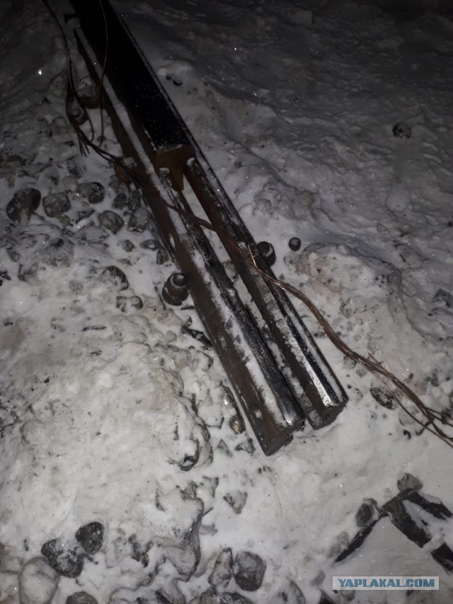 В Омской области сошел с рельсов грузовой поезд с танками