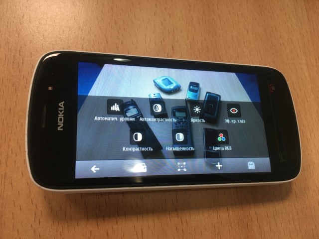 Nokia 808 PureView: обзор первого смартфона с 41-Мп камерой