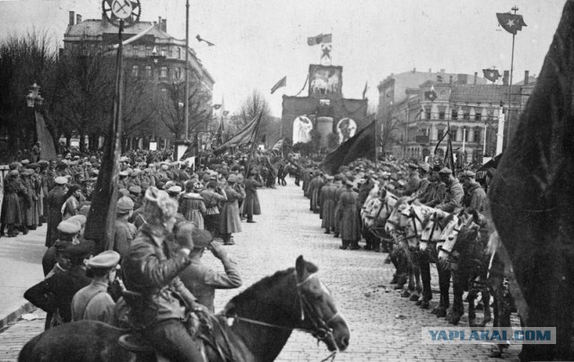 «Красный день календаря». О том как праздновали 7 ноября в СССР