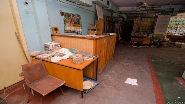 Заброшенная библиотека