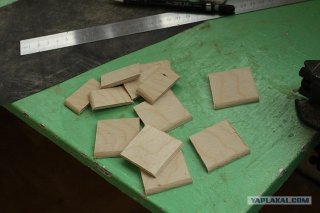 Делаем стульчики для кукольного домика