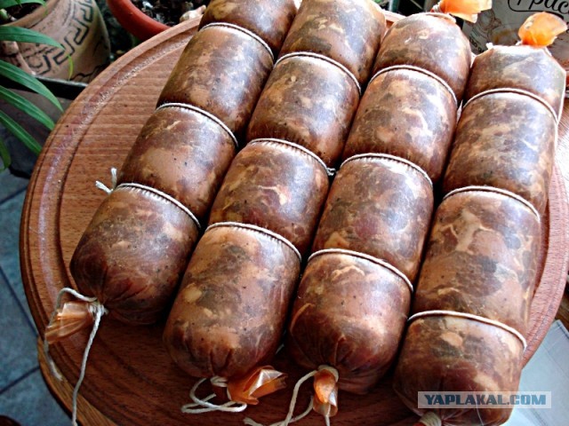 Про колбасу замолвлю слово