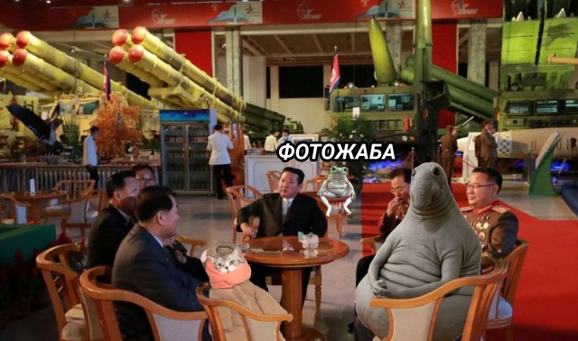 Теперь он сам продаёт рыбов