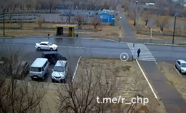 Видео довольно жесткое - вот вам и переход...